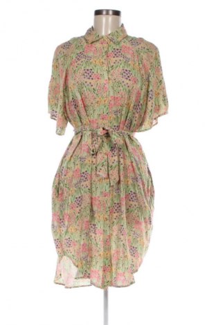 Kleid Monki, Größe M, Farbe Mehrfarbig, Preis € 22,99