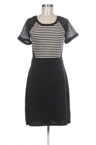 Kleid Motivi, Größe M, Farbe Mehrfarbig, Preis € 18,99