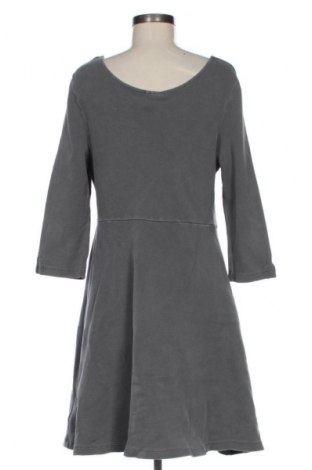 Ruha Nile, Méret XL, Szín Szürke, Ár 27 505 Ft