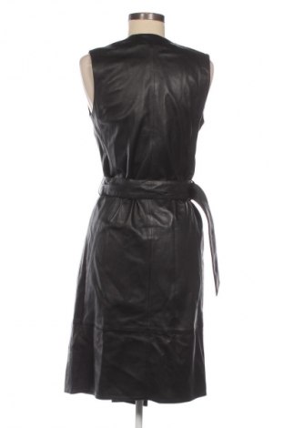 Ruha Oakwood, Méret M, Szín Fekete, Ár 74 559 Ft