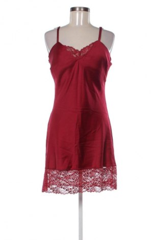 Ruha Oyanda, Méret M, Szín Piros, Ár 7 599 Ft