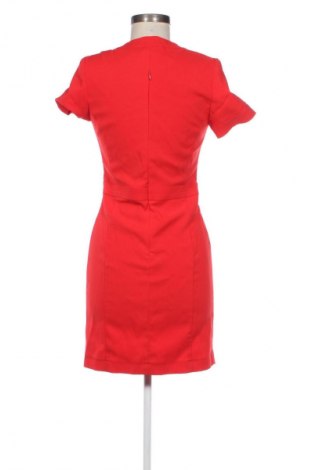 Ruha Patricia Rado, Méret M, Szín Piros, Ár 13 128 Ft