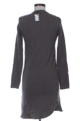 Kleid Pieces, Größe M, Farbe Grau, Preis € 39,00