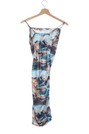 Kleid Pretty Little Thing, Größe XXS, Farbe Mehrfarbig, Preis 37,40 €