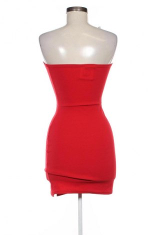 Šaty  Pretty Little Thing, Veľkosť S, Farba Červená, Cena  19,97 €