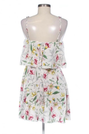 Kleid Pretty Little Thing, Größe M, Farbe Mehrfarbig, Preis € 23,00