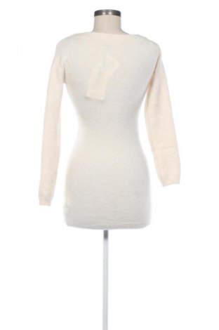 Šaty  Pull&Bear, Velikost XS, Barva Béžová, Cena  939,00 Kč