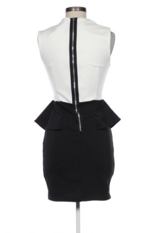 Kleid Quiz, Größe M, Farbe Mehrfarbig, Preis € 22,99