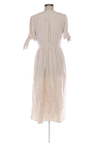 Ruha Reserved, Méret L, Szín Ekrü
, Ár 10 147 Ft