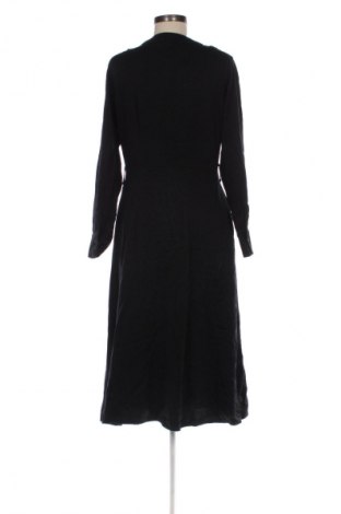 Ruha Reserved, Méret M, Szín Fekete, Ár 10 331 Ft