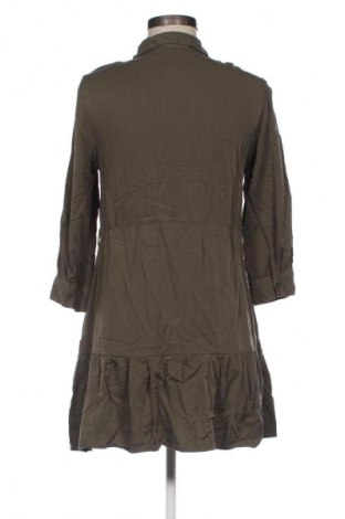 Ruha Reserved, Méret M, Szín Zöld, Ár 5 769 Ft