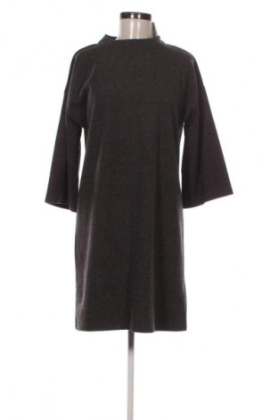 Kleid Reserved, Größe L, Farbe Grau, Preis € 20,00