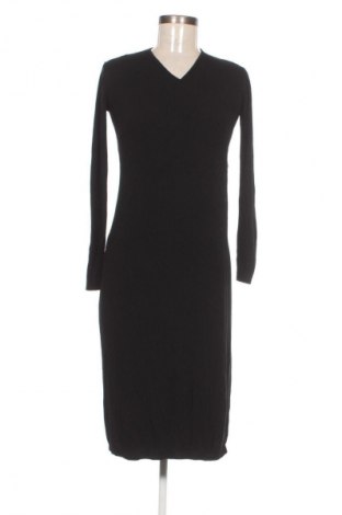 Ruha Reserved, Méret M, Szín Fekete, Ár 8 264 Ft