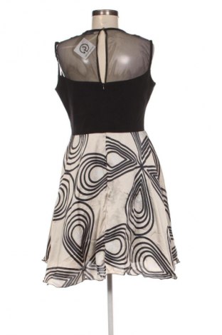 Kleid Rinascimento, Größe L, Farbe Mehrfarbig, Preis € 32,99