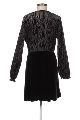 Kleid SHEIN, Größe XL, Farbe Mehrfarbig, Preis € 12,99