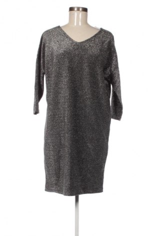 Kleid Saint Tropez, Größe S, Farbe Silber, Preis € 27,99