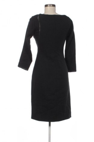 Ruha Schumacher, Méret M, Szín Fekete, Ár 11 179 Ft