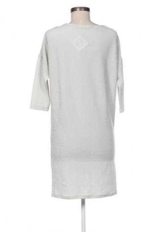 Kleid Silvian Heach, Größe XXS, Farbe Silber, Preis 23,99 €