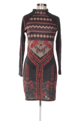 Ruha Smash, Méret M, Szín Sokszínű, Ár 6 749 Ft