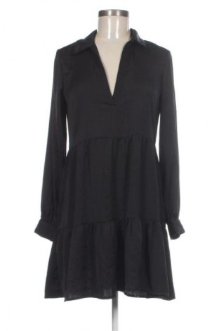 Φόρεμα Stradivarius, Μέγεθος S, Χρώμα Μαύρο, Τιμή 8,99 €