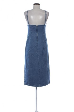Kleid Stradivarius, Größe M, Farbe Blau, Preis € 20,00