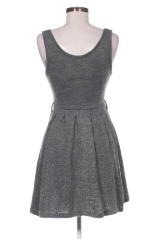 Ruha Stradivarius, Méret L, Szín Szürke, Ár 8 244 Ft