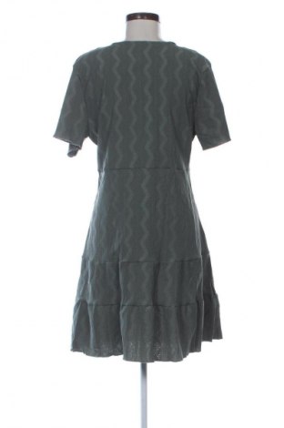 Kleid Supertrash, Größe L, Farbe Grün, Preis € 41,99