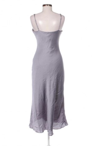 Kleid Trendyol, Größe M, Farbe Grau, Preis 71,55 €