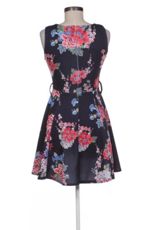 Kleid Unbranded, Größe M, Farbe Mehrfarbig, Preis 20,00 €