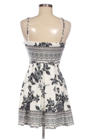 Šaty  Unbranded, Velikost S, Barva Vícebarevné, Cena  567,00 Kč