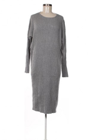 Рокля Unbranded, Размер L, Цвят Сив, Цена 14,82 €