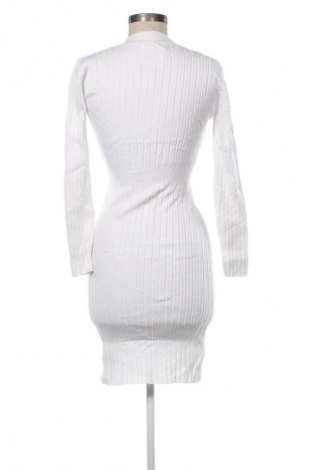 Рокля Unbranded, Размер M, Цвят Бял, Цена 10,22 €