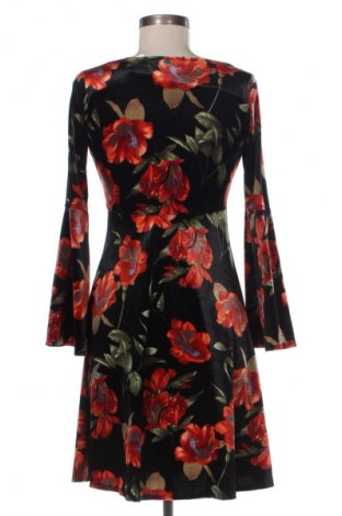 Kleid Unbranded, Größe M, Farbe Mehrfarbig, Preis 7,99 €