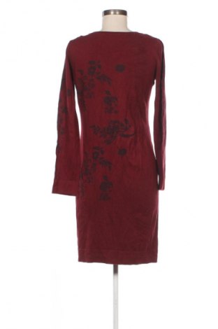 Ruha Unbranded, Méret M, Szín Piros, Ár 8 244 Ft