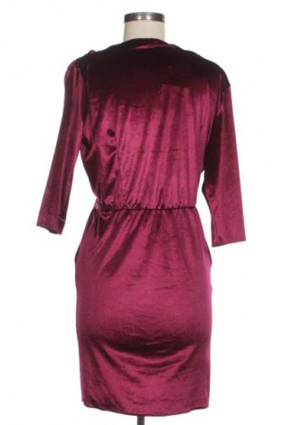 Ruha Unbranded, Méret M, Szín Piros, Ár 13 584 Ft