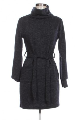 Ruha Unbranded, Méret M, Szín Fekete, Ár 5 372 Ft