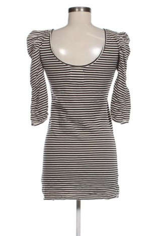 Ruha Unbranded, Méret M, Szín Sokszínű, Ár 3 318 Ft