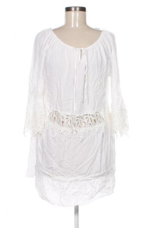 Ruha Unbranded, Méret M, Szín Fehér, Ár 8 264 Ft