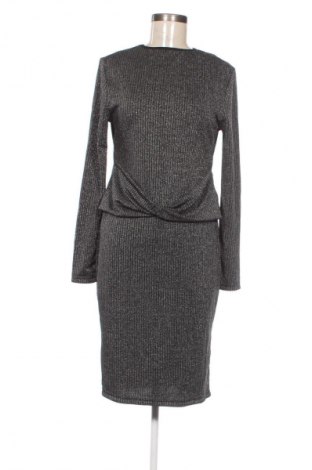 Ruha Unbranded, Méret M, Szín Ezüstös, Ár 7 619 Ft