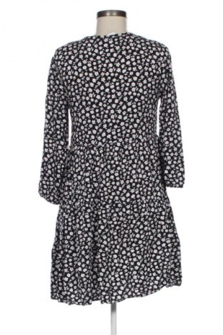 Kleid Unbranded, Größe M, Farbe Mehrfarbig, Preis € 4,41