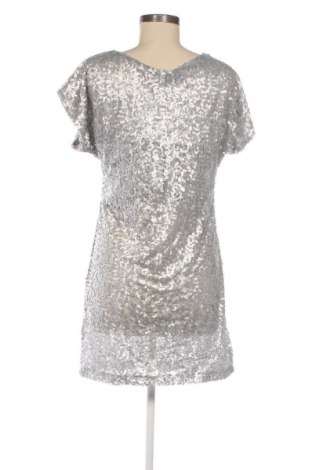 Kleid VILA, Größe M, Farbe Silber, Preis € 7,99