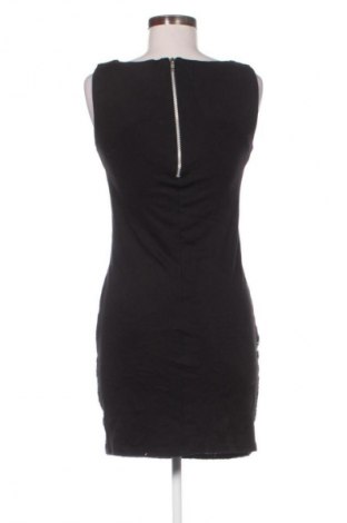 Ruha VILA, Méret M, Szín Sokszínű, Ár 2 719 Ft