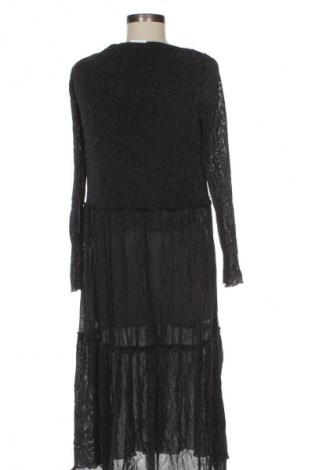 Ruha VILA, Méret M, Szín Fekete, Ár 5 009 Ft