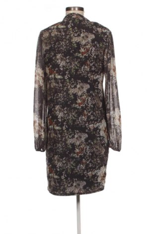 Kleid Vero Moda, Größe L, Farbe Mehrfarbig, Preis € 11,99