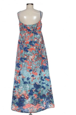 Ruha WE, Méret M, Szín Sokszínű, Ár 8 264 Ft