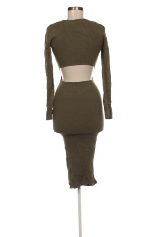 Kleid Zara, Größe M, Farbe Grün, Preis € 23,99