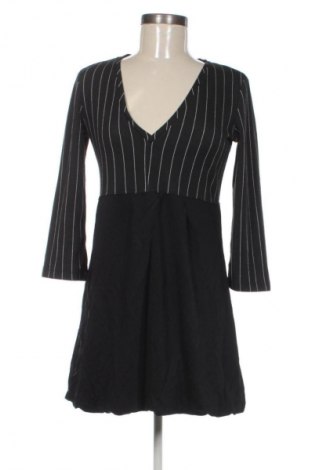 Kleid Zara, Größe S, Farbe Mehrfarbig, Preis 11,99 €