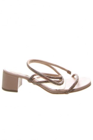 Sandalen Cassis, Größe 39, Farbe Golden, Preis € 43,99