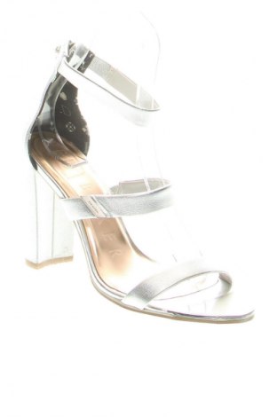 Сандали Ted Baker, Размер 41, Цвят Сребрист, Цена 87,48 €