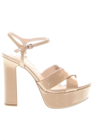 Сандали Zara, Размер 39, Цвят Бежов, Цена 29,65 €